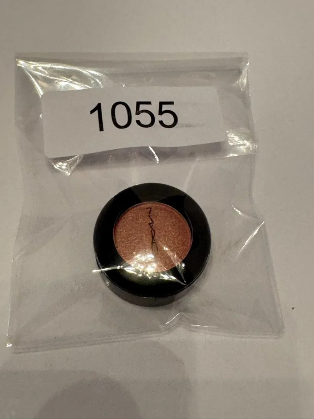 MAC Gleam Lustre Eye Shadow Single Classic Black Pot Shimmer Rose Gold New